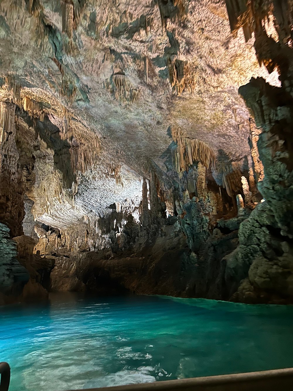Jeita Grotte